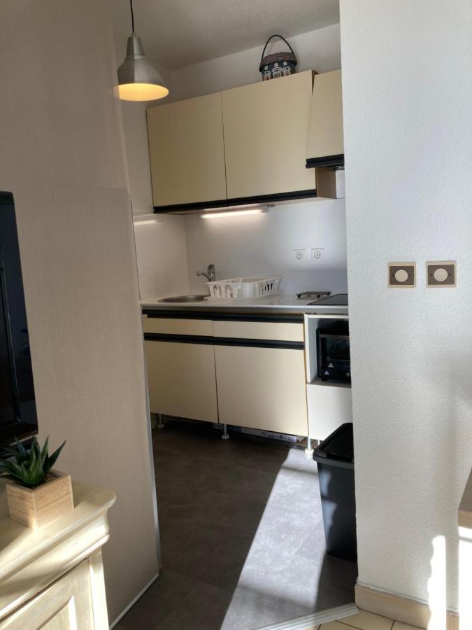 T2 Classe 2* Calme Au Coeur Du Village Provencale Greoux-les-Bains ภายนอก รูปภาพ