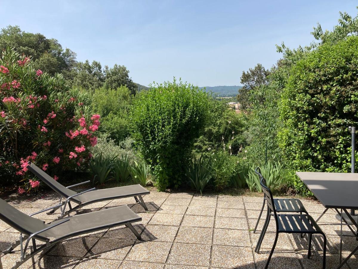 T2 Classe 2* Calme Au Coeur Du Village Provencale Greoux-les-Bains ภายนอก รูปภาพ